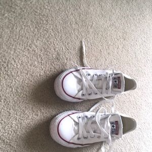 White Converse low